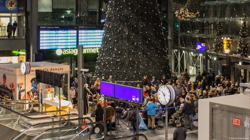 Gott kommt zum Zuge .... musikalischer Heiligabend-Gottesdienst im Hauptbahnhof