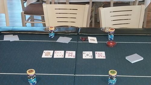 Poker Turnier mit Essen in Ostfildern für alle 