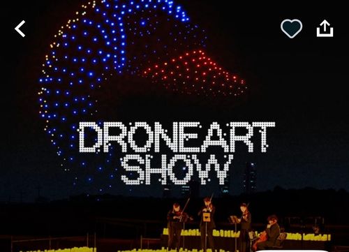 DrohneArt Show Musik die die Nacht zum stahlen bringt 