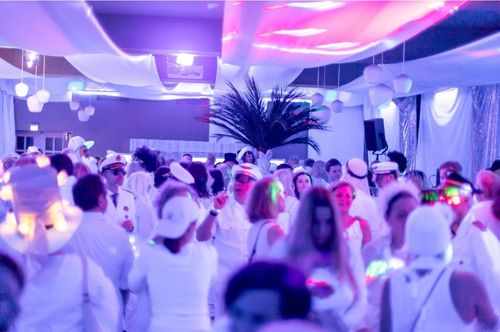 Weißes Fest - 3 Areas Faschings Sa "no amoi - weil´s so schön ist :) " 