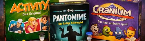 Activity, Pantomime und Cranium spielen, Essen, Spaß haben in netter Gesellschaft