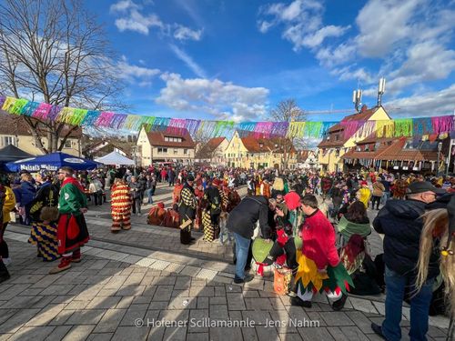 Fasnet in Stuttgart-Hofen am Max Eyth See