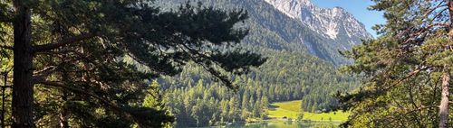 Wanderung von  Mittenwald zur Ederkanzel  mit schönen Berg- und Seeblicken 