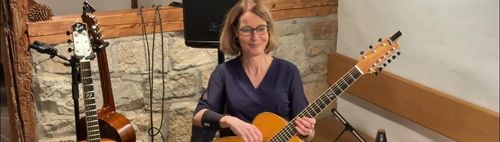 Gitarren Weltreise mit Barbara Gräsle