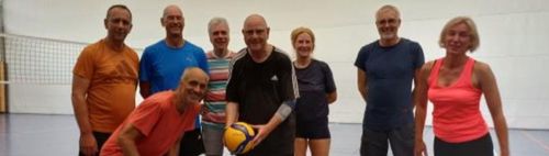 Volleyball in der Halle in Haidhausen