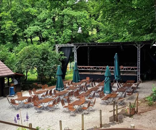 Date Lagerfeuerabend mit dem CAMPINGORCHESTER