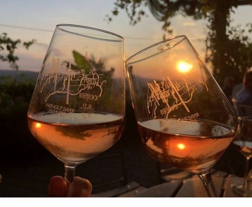 Wine, Beats & Sundowner im Toskanagärtle (Weingut Bayer).