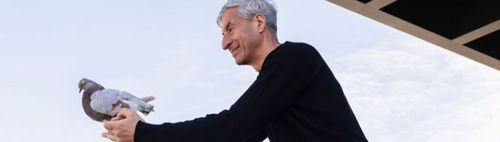 Neue Nationalgalerie-KUNST -GRATIS am heutigen DONNERSTAG!MAURIZIO CATTELAN u.A.